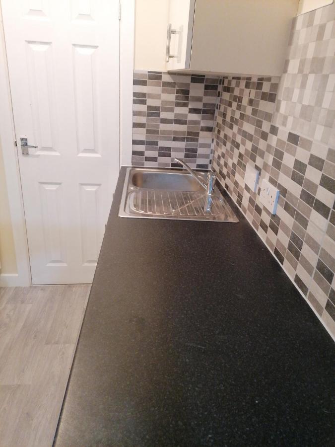 Self-Contained Studio Flat Bathrooms Kitchens Upgrade Locations To City Centre 15 Minutes Walking Distance Nottingham Universities Queen Hospitals City Hospitals Extérieur photo